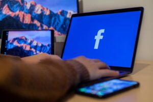 Những cách đăng kí để được chia tiền bản quyền chia sẻ thông tin từ khoản phạt 725 triệu đô của Facebook